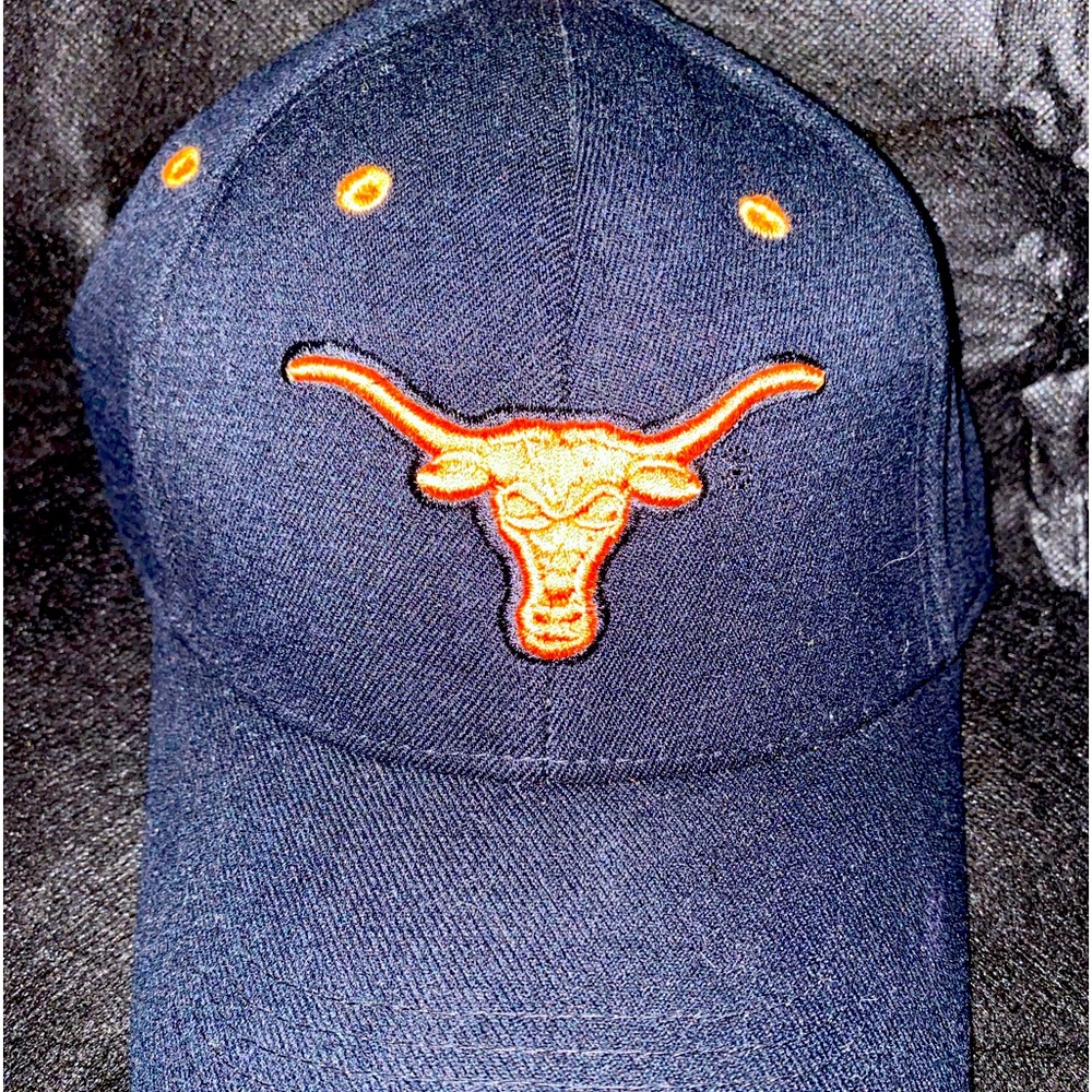 University of Texas Longhorns Fitted Cap One Fit  Top of the World EUC